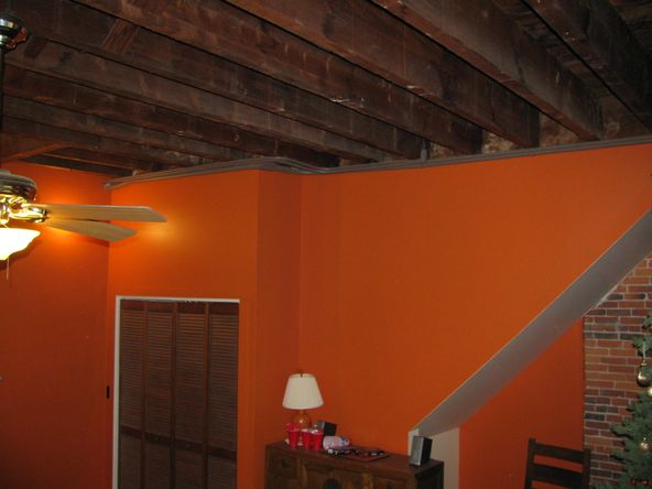 94 Main St, Auburn, ME 04210